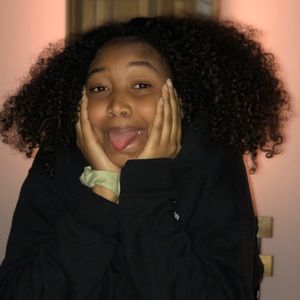 Meet your Posher, Jasmin